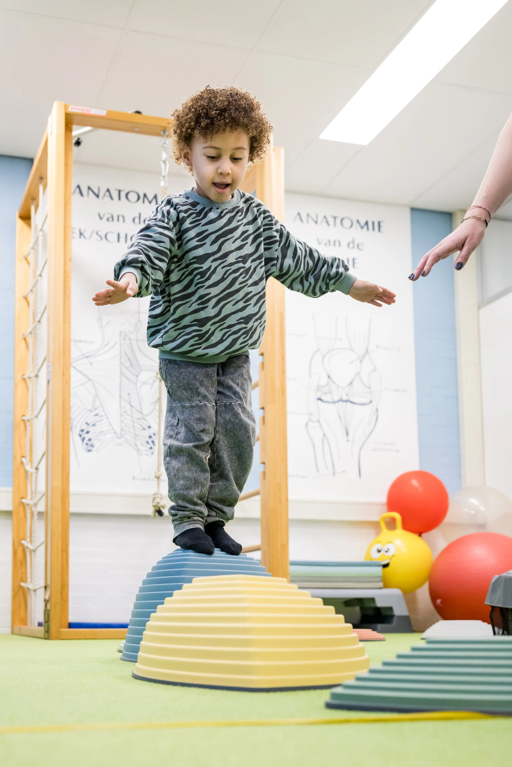 Kinderfysiotherapie behandeling bij Kids Fysio Capelle - professionele begeleiding met plezier